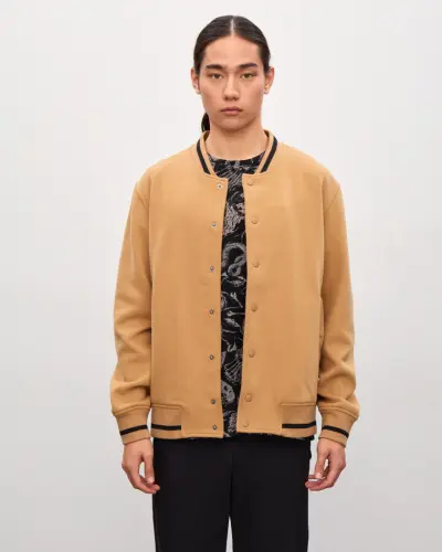 бомбер. Изображение 1