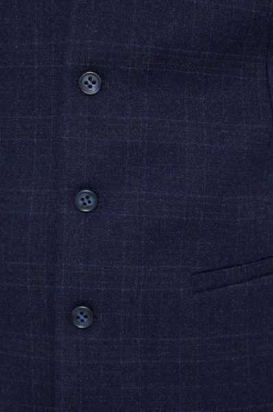 жилет. Изображение 3