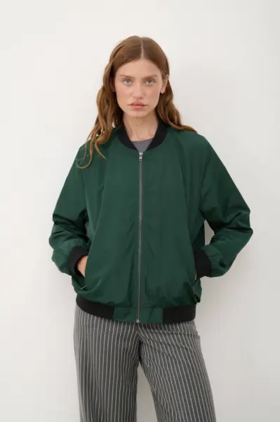 бомбер. Изображение 3