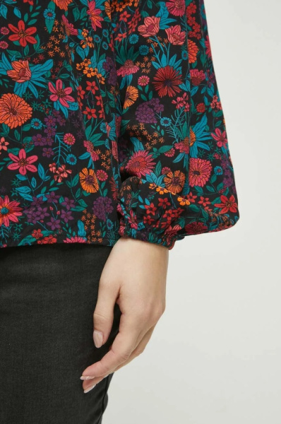 блуза. Изображение 4