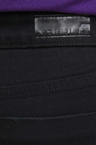 джинсы. Изображение 1