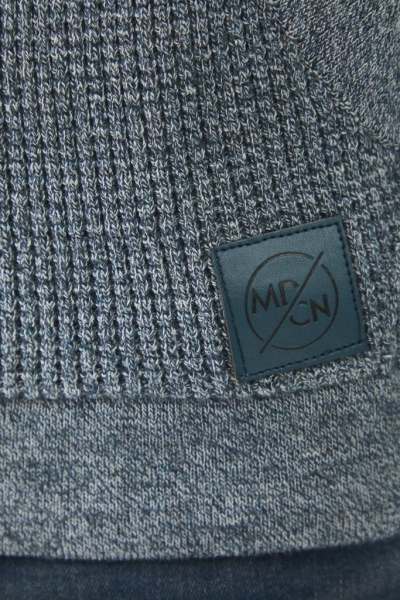 свитер. Изображение 1