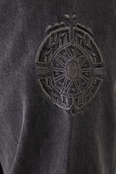 джинсовая куртка. Изображение 1