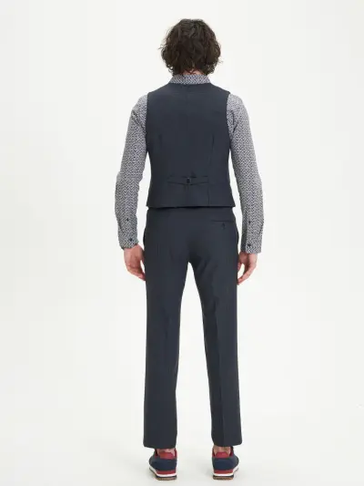 жилет. Изображение 1